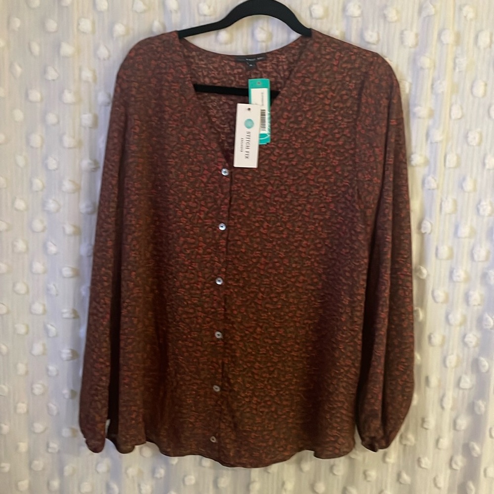 New long sleeve blouse